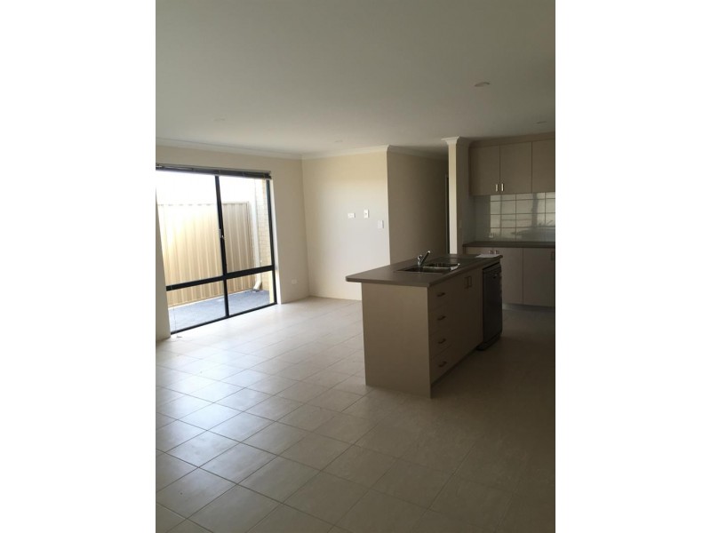 15 Lazuli  Rise, Wellard WA 6170