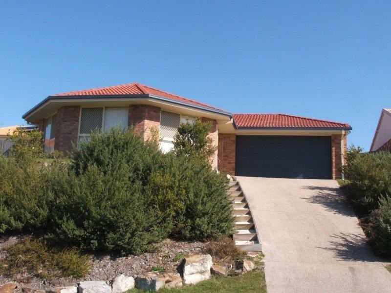 19 Buddy Holly Cl, Parkwood QLD 4214