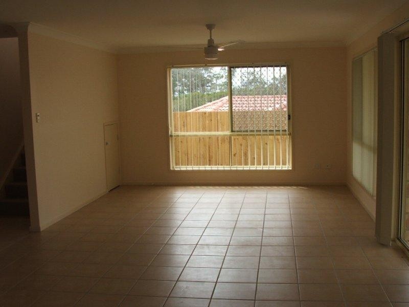 48 Bedivere Dr, Ormeau QLD 4208