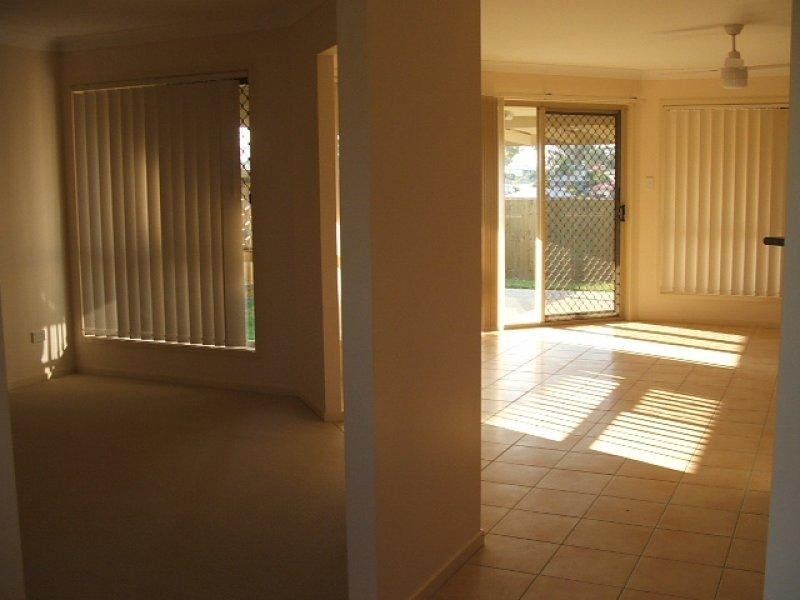 26 Lancelot  Cres, Ormeau QLD 4208