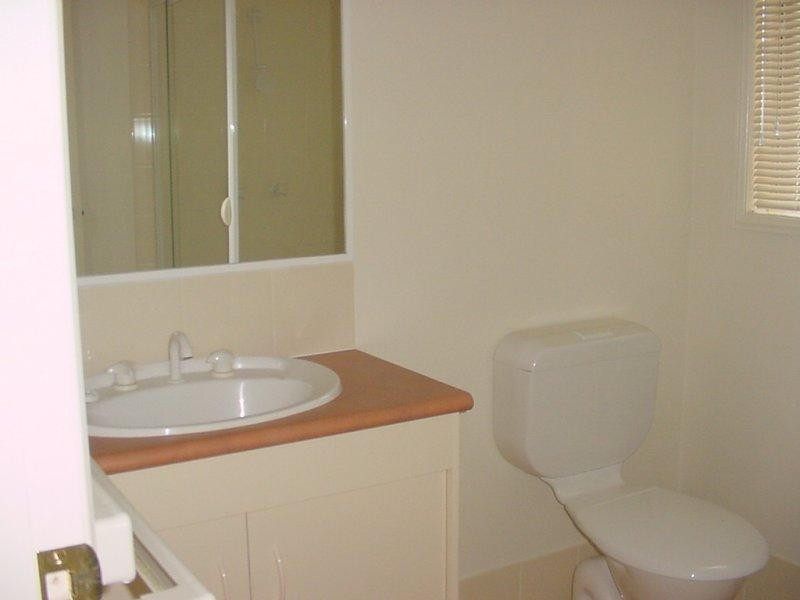 21 Elizabeth Pl, Brighton QLD 4017