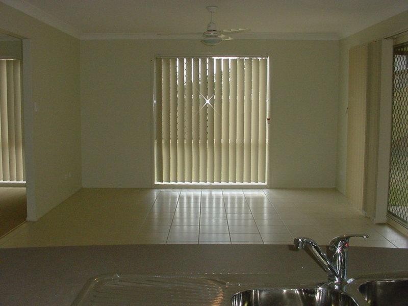 21 Nadine  Ct, Warner QLD 4500