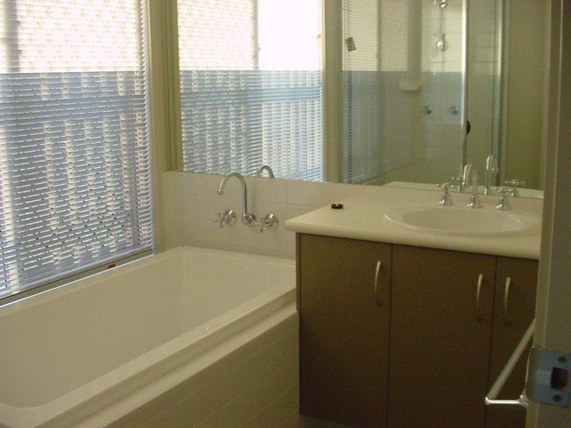 12 King Edward  St, Warner QLD 4500