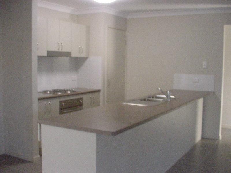 12 King Edward  St, Warner QLD 4500