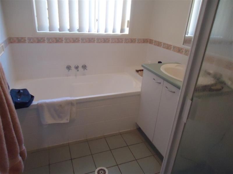 12 Flynn  Pl, Aspley QLD 4034