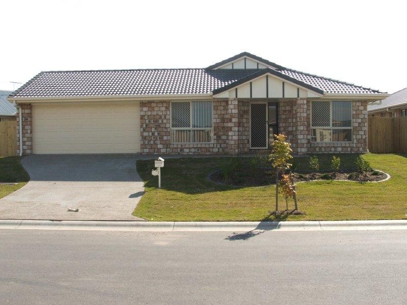 81 Lake Manchester Street St, Logan Reserve QLD 4133