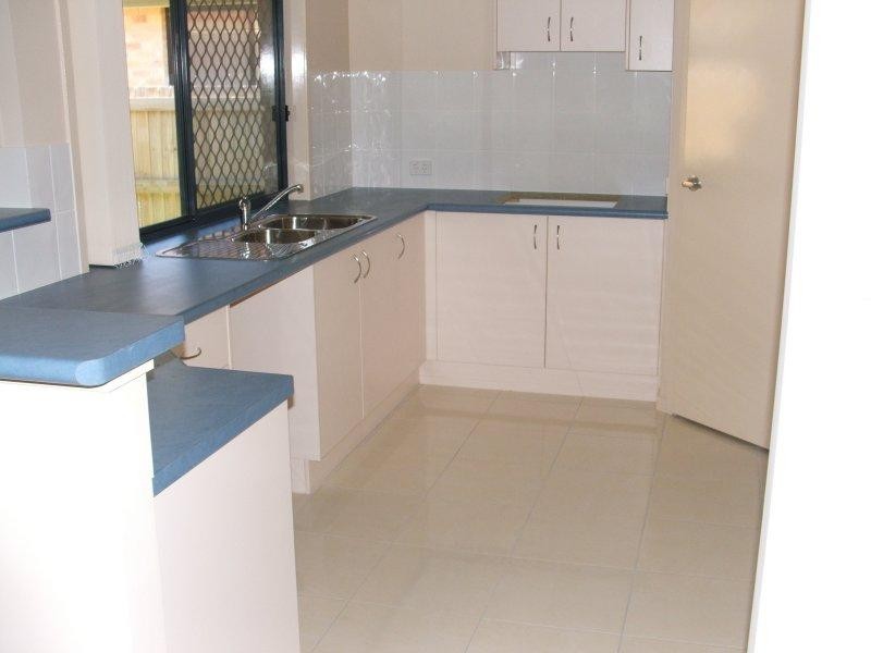 21 Lake Borumba  St, Logan Reserve QLD 4133