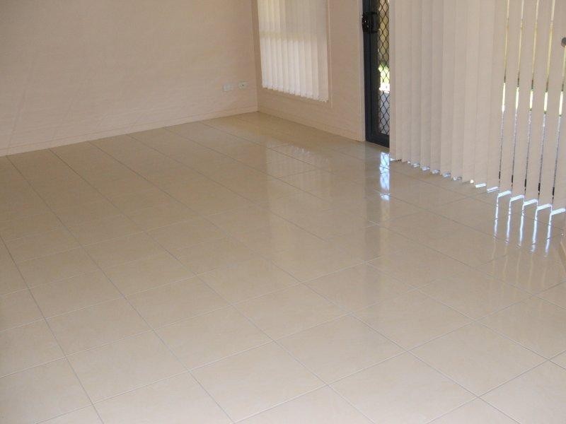 21 Lake Borumba  St, Logan Reserve QLD 4133