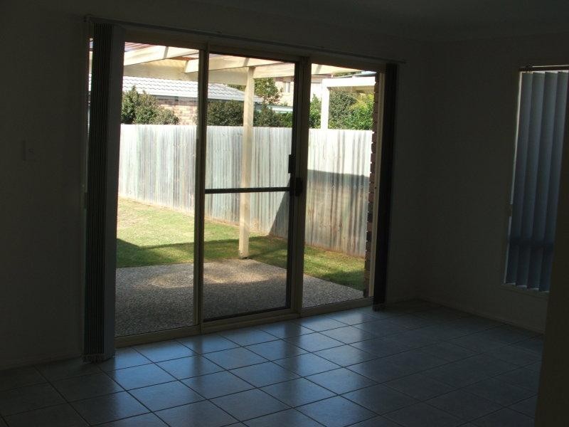 8 Coolabah  Cres, Bridgeman Downs QLD 4035