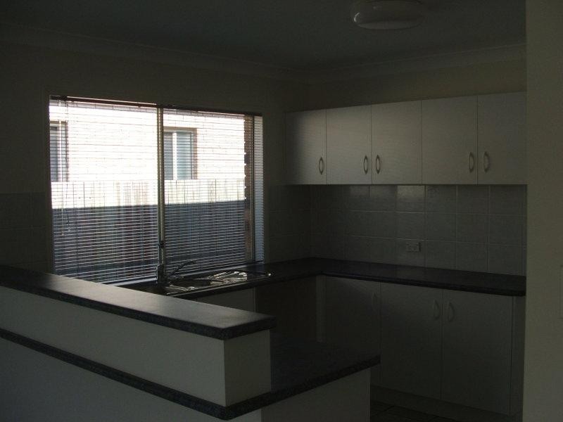 8 Coolabah  Cres, Bridgeman Downs QLD 4035