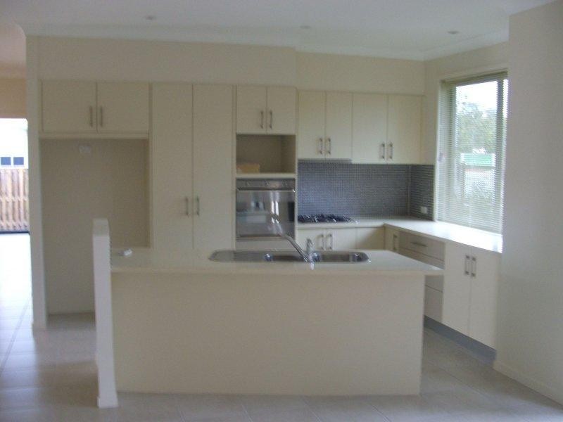 20 Elm  Pl, Heathwood QLD 4110