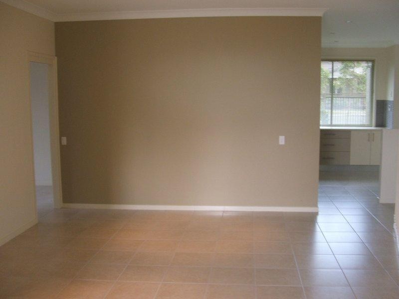 20 Elm  Pl, Heathwood QLD 4110