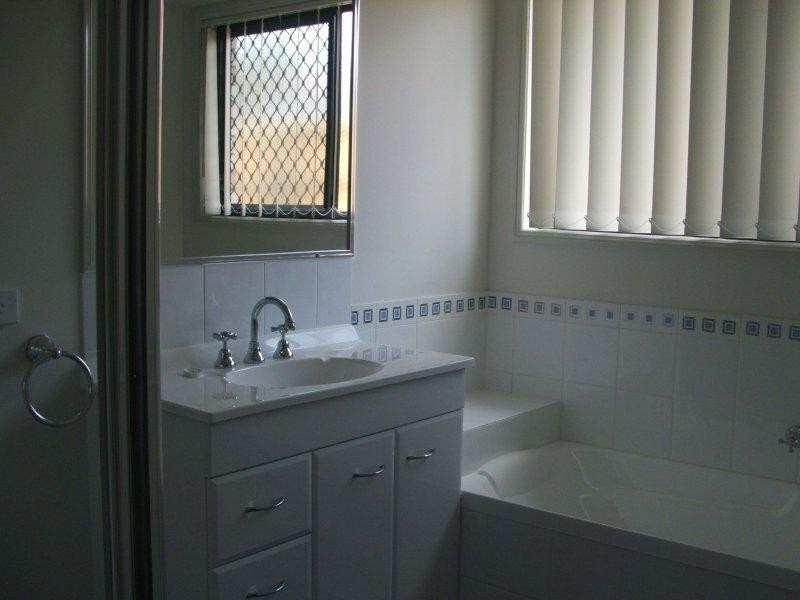 10 Monivae Circuit Cct, Eagleby QLD 4207
