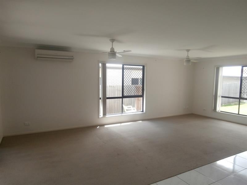 10 Monivae Circuit Cct, Eagleby QLD 4207