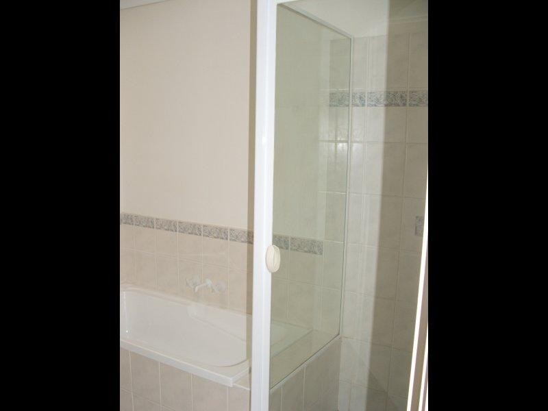 7 Grevillea  Pl, Bridgeman Downs QLD 4035