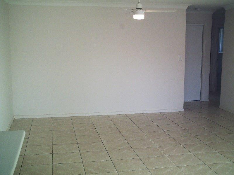 8 Highfields Court Ct, Loganlea QLD 4131