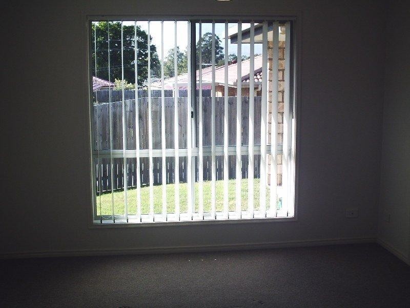 8 Highfields Court Ct, Loganlea QLD 4131