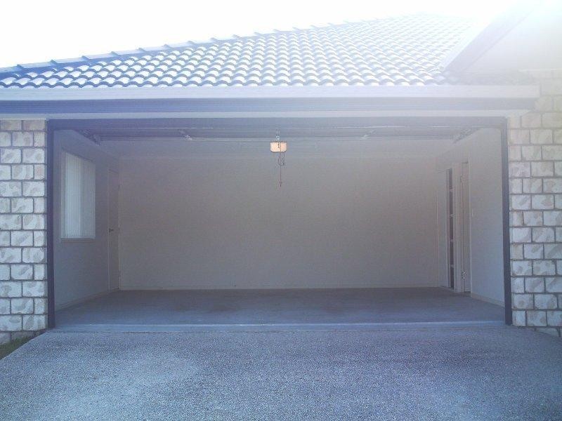 8 Highfields Court Ct, Loganlea QLD 4131