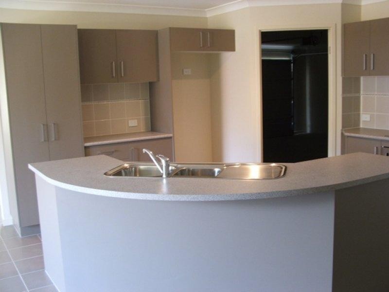 28 Strowe Pl, Bracken Ridge QLD 4017