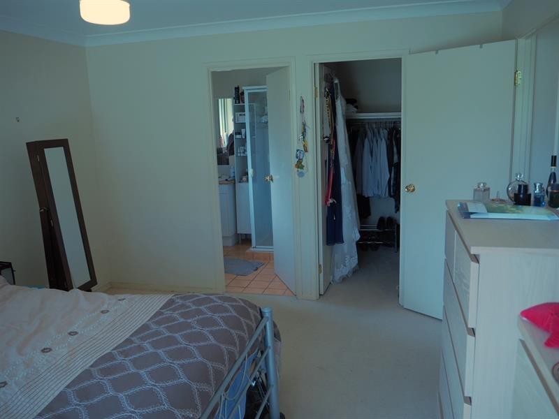 4 Hatia  Gr, Ferny Grove QLD 4055