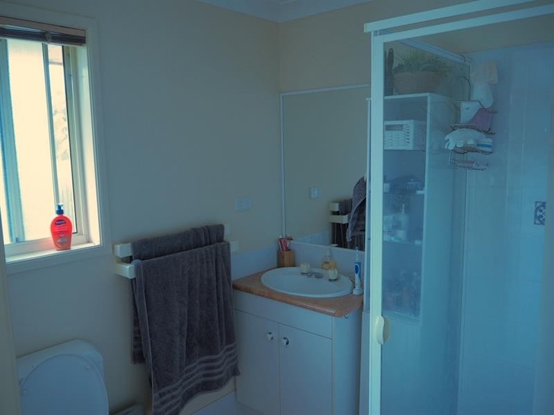 4 Hatia  Gr, Ferny Grove QLD 4055