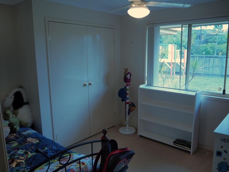4 Hatia  Gr, Ferny Grove QLD 4055