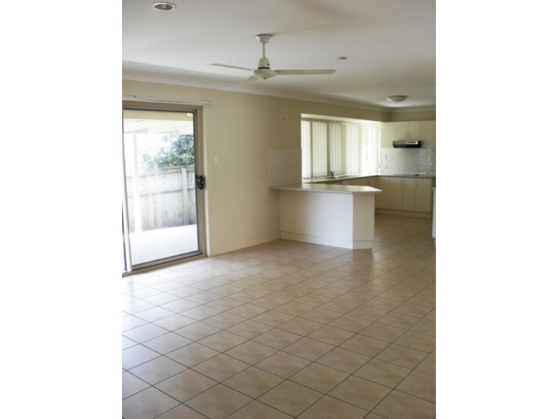 13 Reedmans Rd, Ormeau QLD 4208