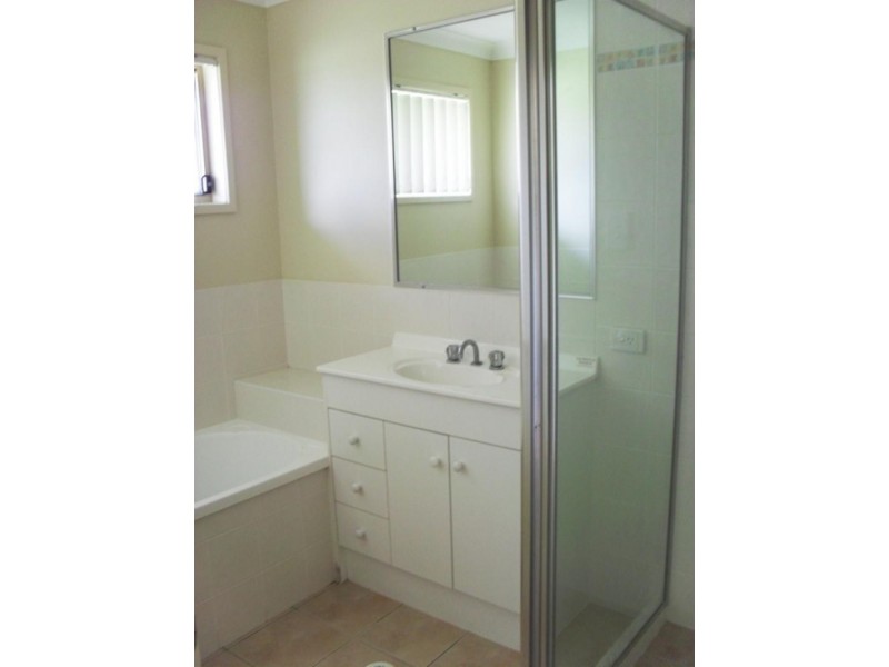13 Reedmans Rd, Ormeau QLD 4208