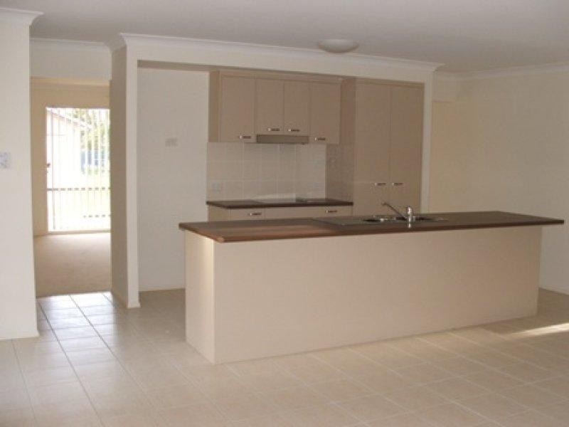 1 Renwood  St, Warner QLD 4500