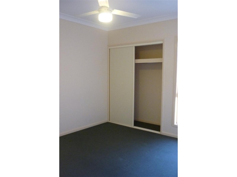 9 Brodie  Ct, Hillcrest QLD 4118