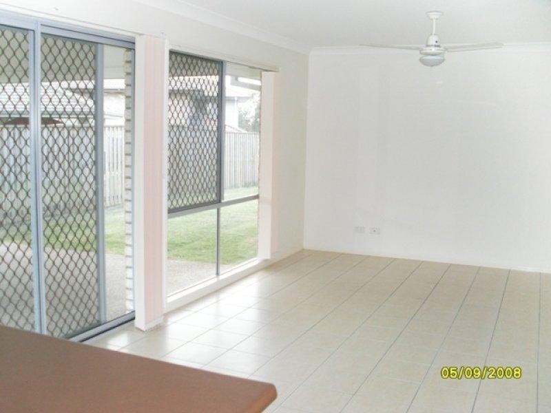 25 Bottlebrush St, Heathwood QLD 4110