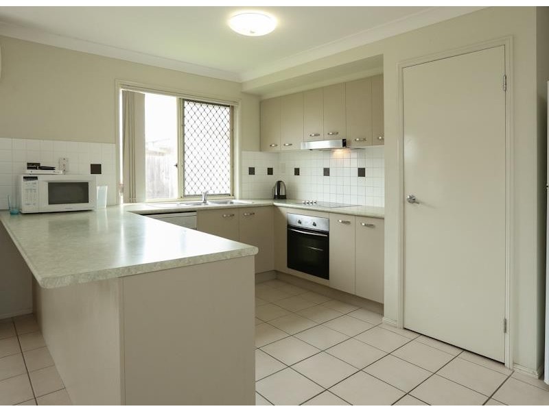 7 Whitlock  Dr, Rothwell QLD 4022