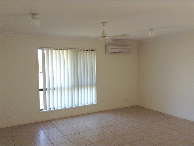 29 Hubner  Dr, Rothwell QLD 4022