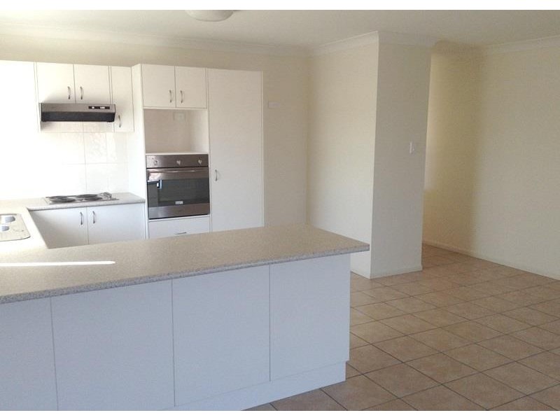 29 Hubner  Dr, Rothwell QLD 4022