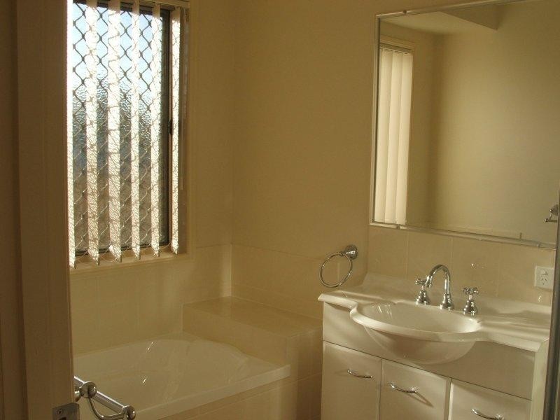 3 Monivae  Cct, Eagleby QLD 4207