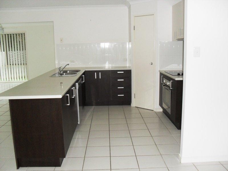 19 Marlee Jayne  Cl, Nerang QLD 4211