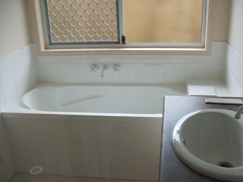 9 Tuohy  Ct, Rothwell QLD 4022