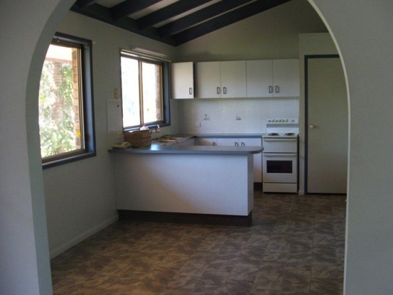 7 Springdale  Rd, Rothwell QLD 4022