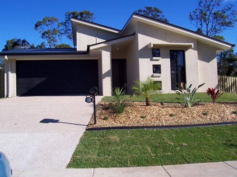 27 Juniper Street St, Heathwood QLD 4110