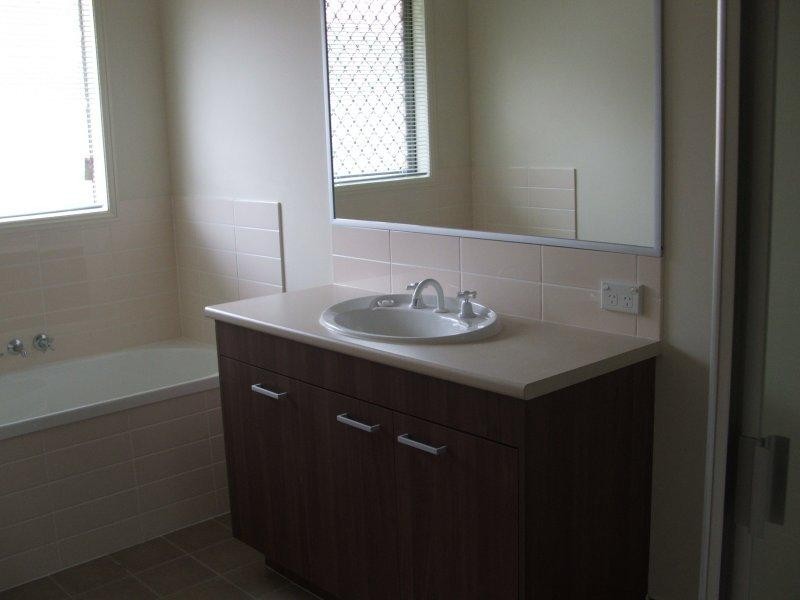 28 Muscari Cres, Drewvale QLD 4116