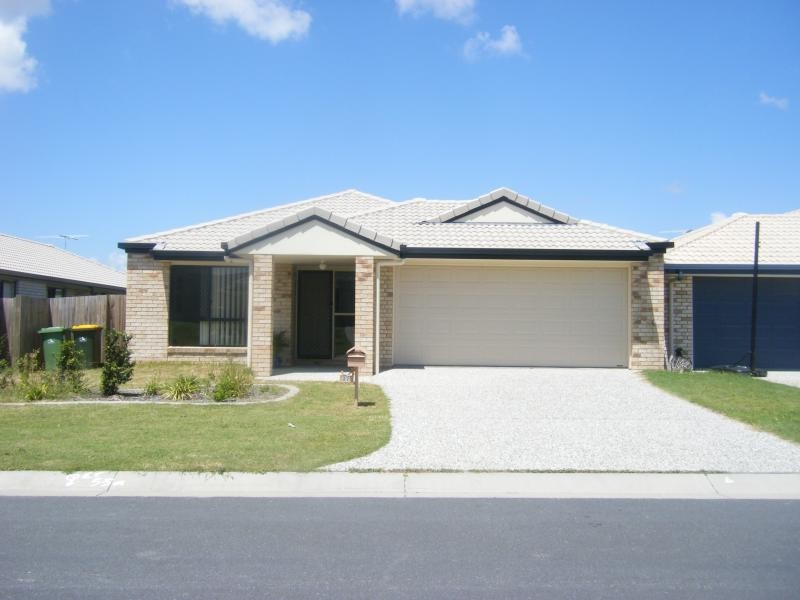 27 Hubner  St, Rothwell QLD 4022