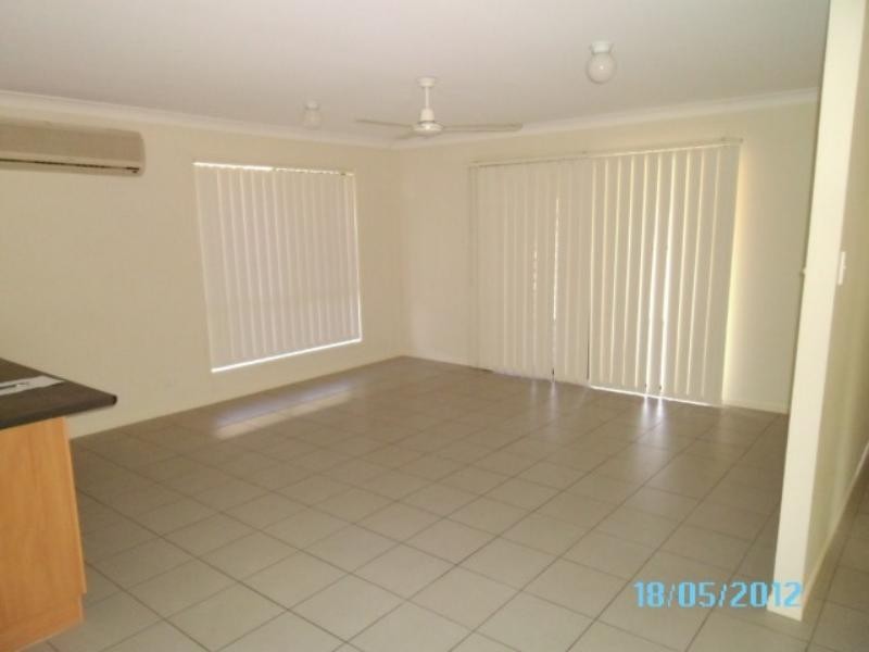 27 Hubner  St, Rothwell QLD 4022