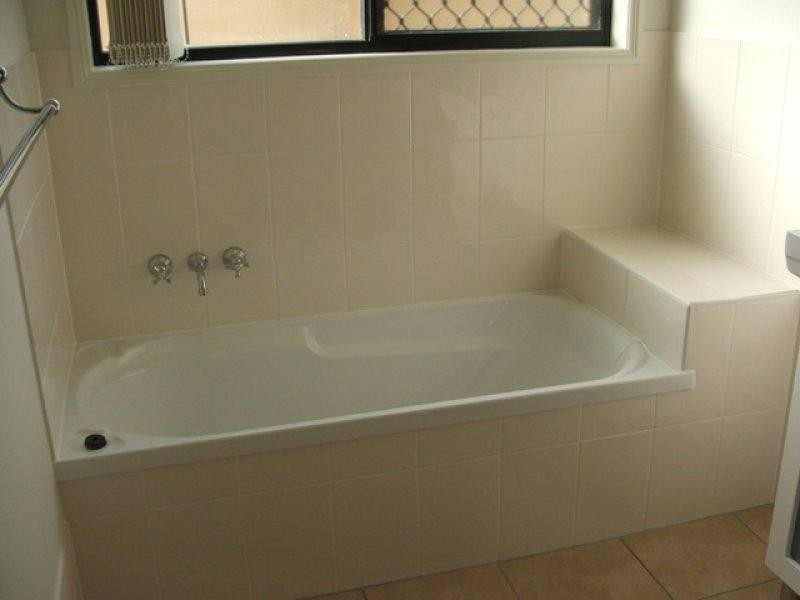 13 Hubner St, Rothwell QLD 4022