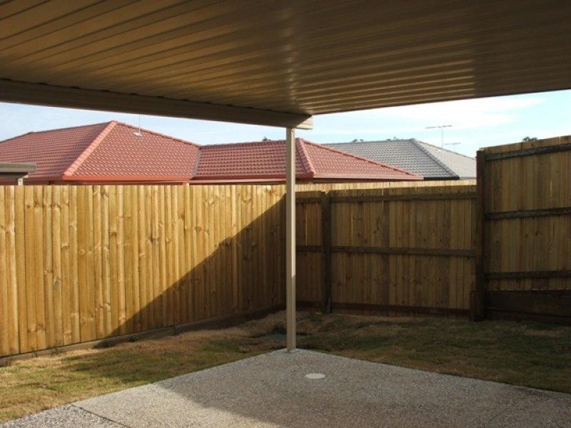 13 Hubner St, Rothwell QLD 4022