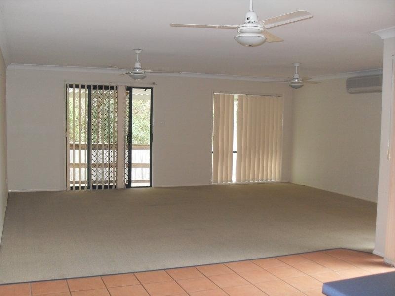 10 Flintwood  St, Warner QLD 4500