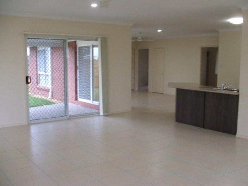 83 Brisbane  Rd, Warner QLD 4500