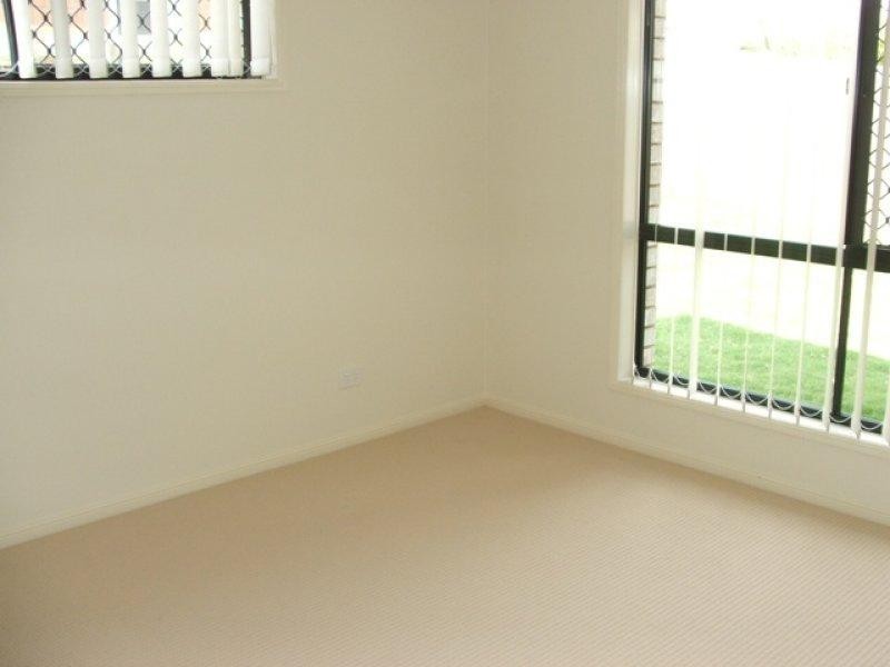 10 Mavis Ct, Rothwell QLD 4022