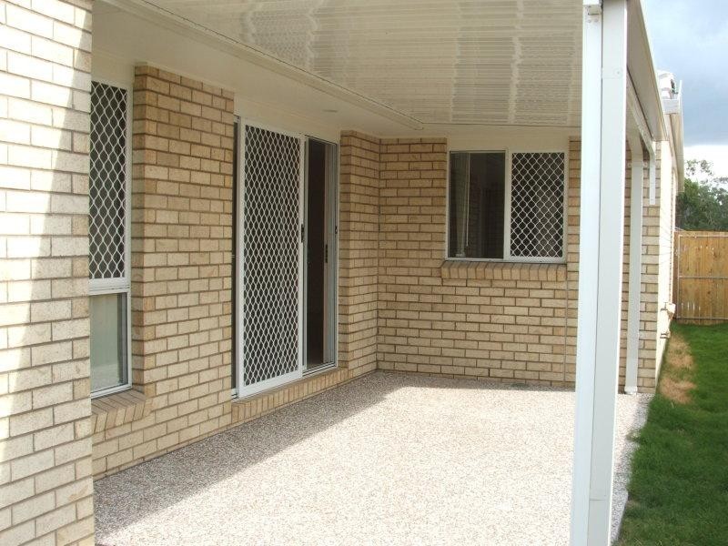 4 Varuna Ct, Rothwell QLD 4022