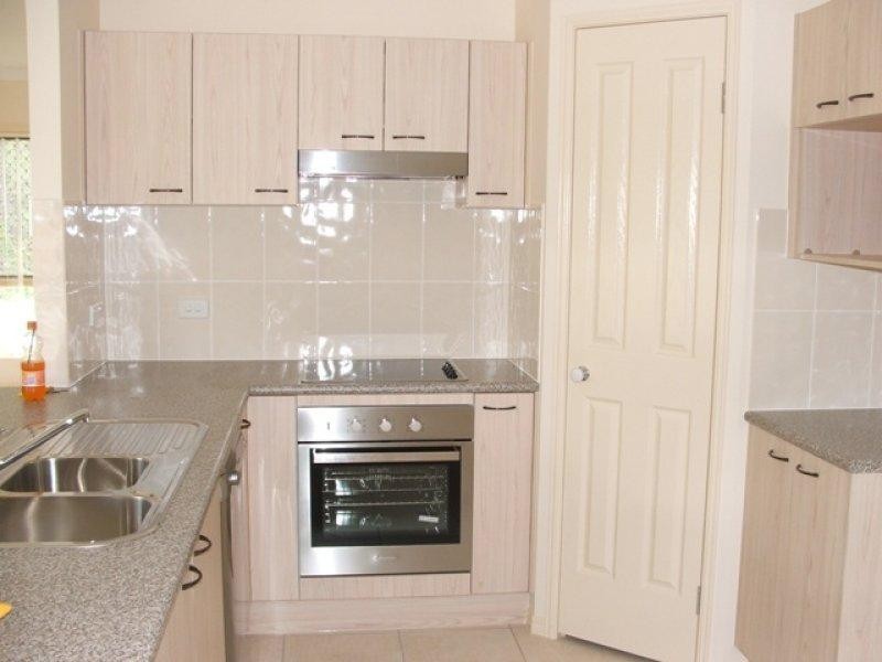 2 Cowper Ct, Rothwell QLD 4022
