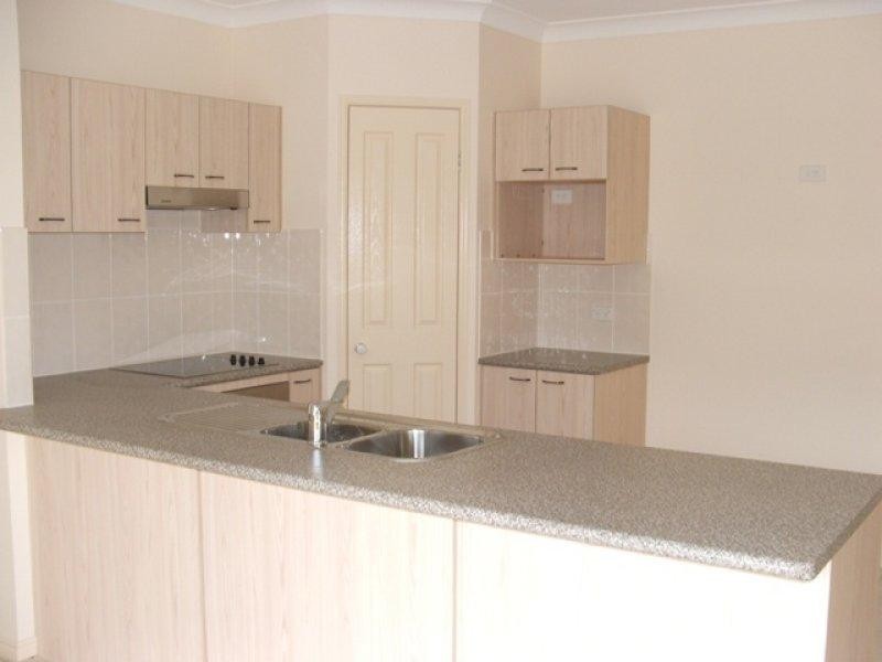 2 Cowper Ct, Rothwell QLD 4022